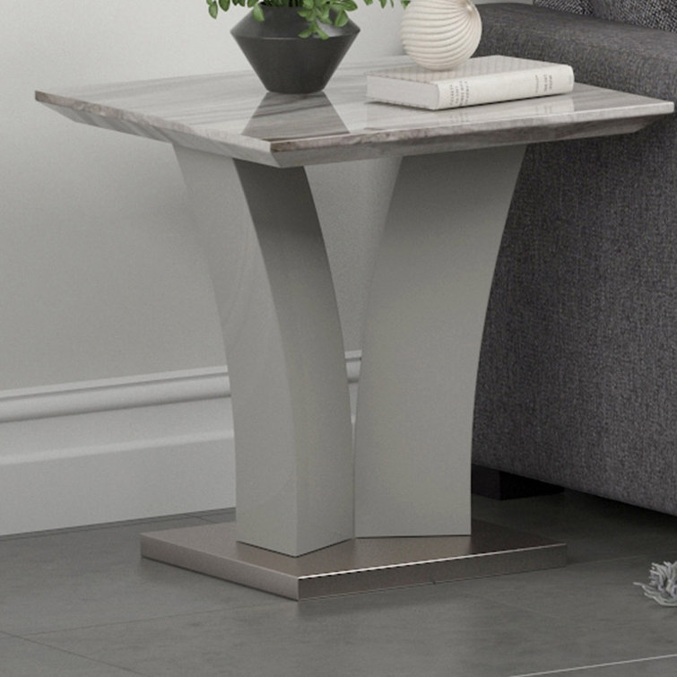 Wade Logan® Arthell 23.75'' Tall Pedestal End Table & Reviews Wayfair